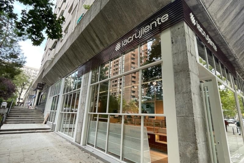 Instalación de un escaparate de aluminio