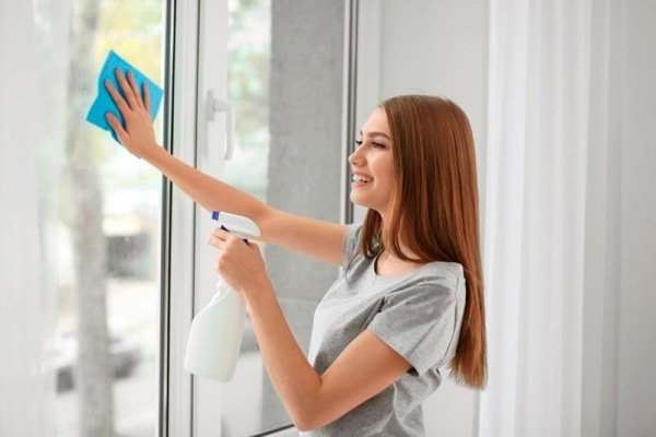 Mantener y limpiar ventanas de PVC